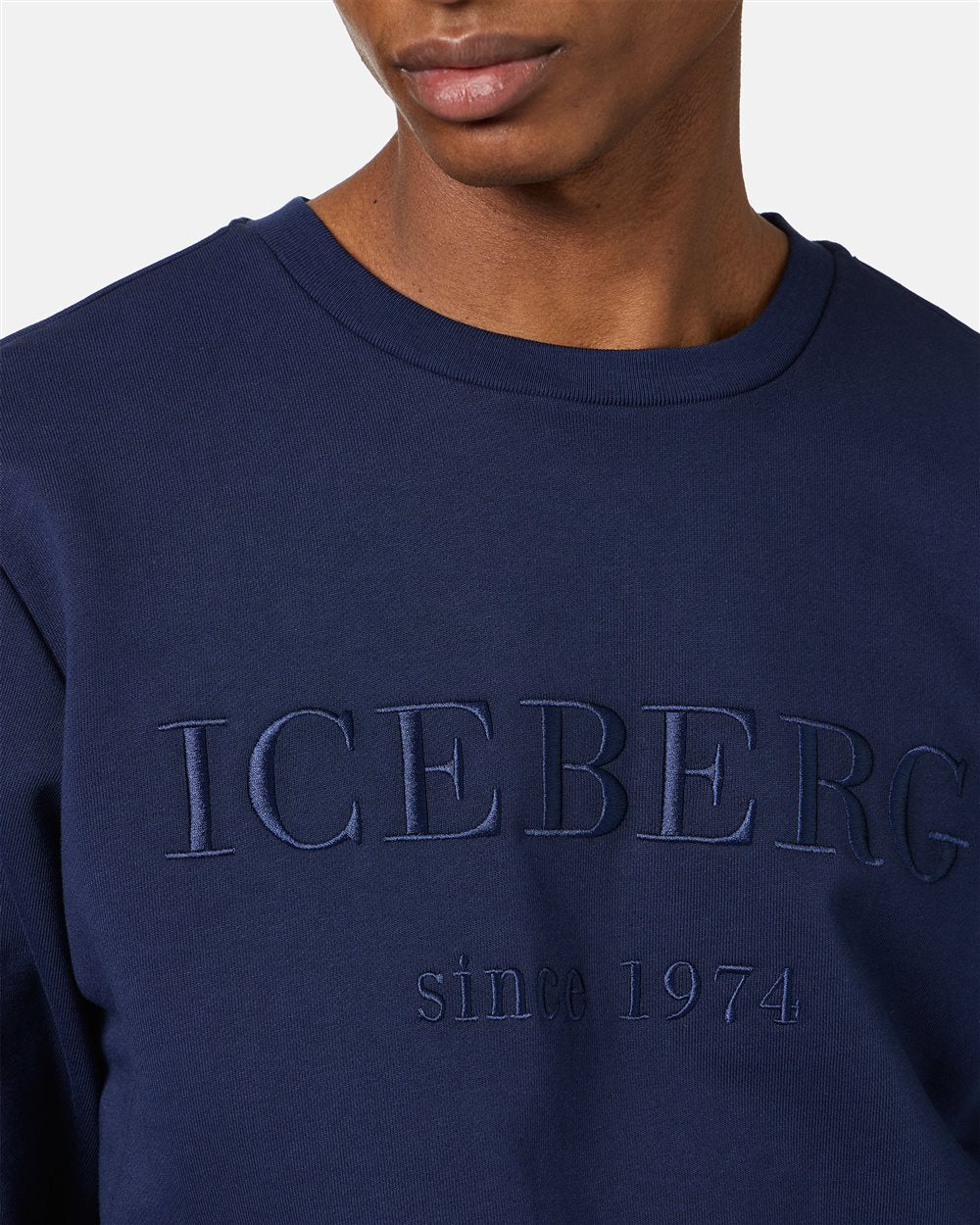 Slim fit blue sweatshirt in cotton with Iceberg logo embroidery